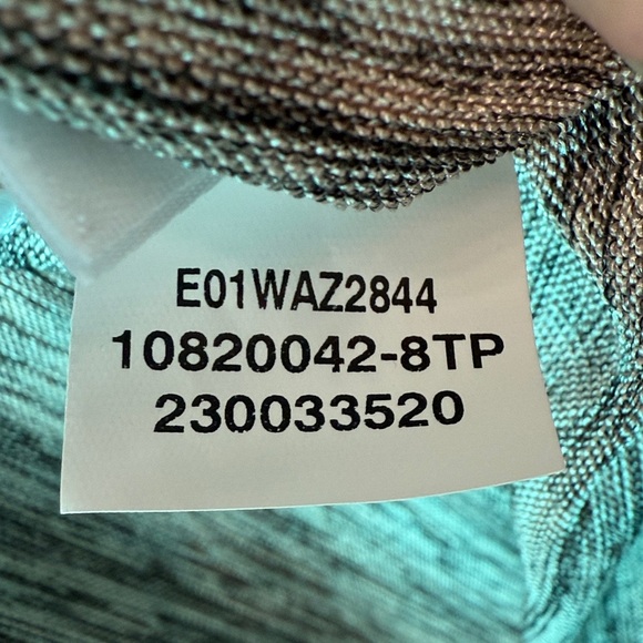 Anne Klein Metallic Silver Cowl Neck Top XL or 1X - Picture 4 of 7